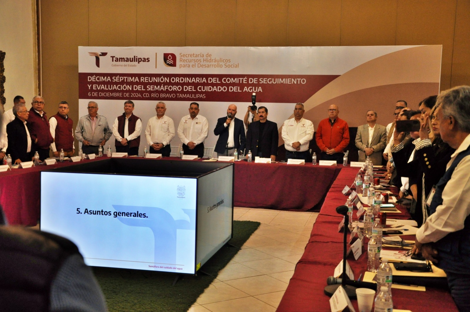 000e2fda-4c8d-407c-a038-ab1909c13888