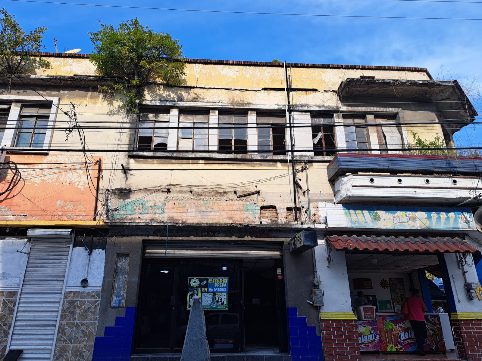 WhatsApp Image 2024-12-25 at 5.40.41 PM (1)