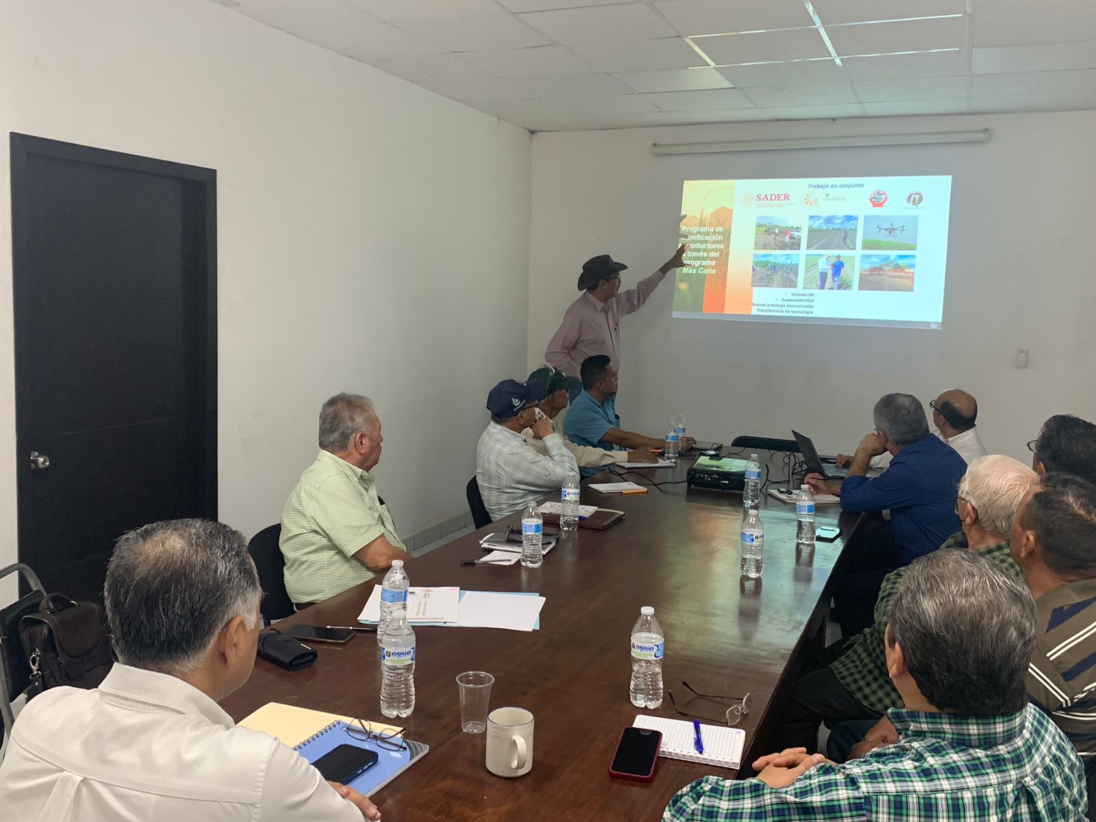 0843db7c-51ef-4d2e-9c7e-e305b25730f3