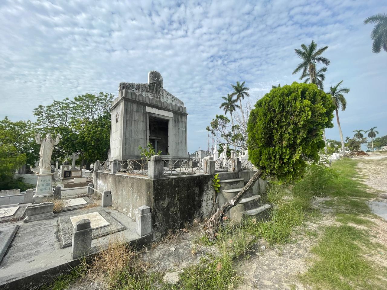 WhatsApp Image 2025-05-21 at 8.57.53 PM (1)