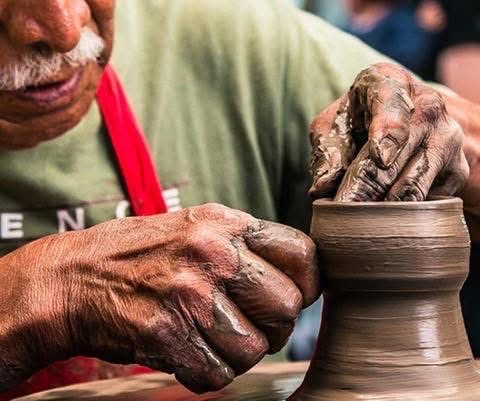 b7c24e5a-1f5b-4a68-a28d-e4517cb65d47